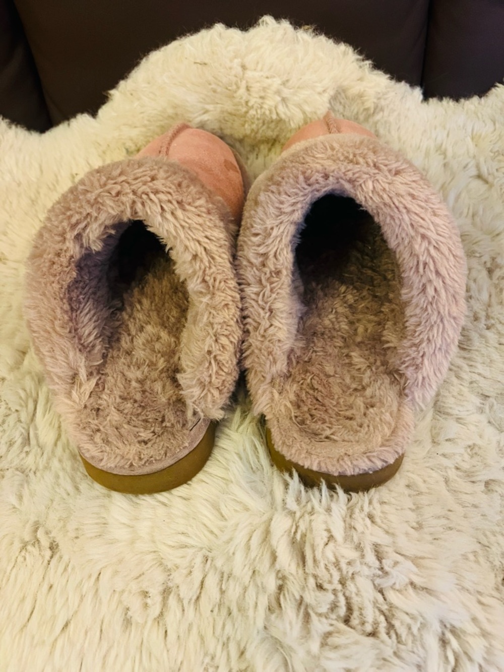 UGG Women’s Shearling-Lined Slippers in Dusty Pink - Picture 6 of 15